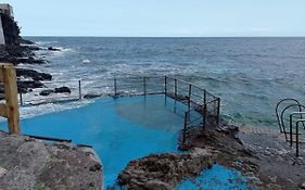 casa cueva a orilla del mar Brisas del Mar